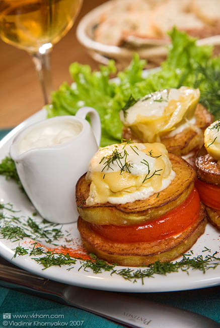 Овочевий бочонок (баклажан, помідор, арти�?ок)