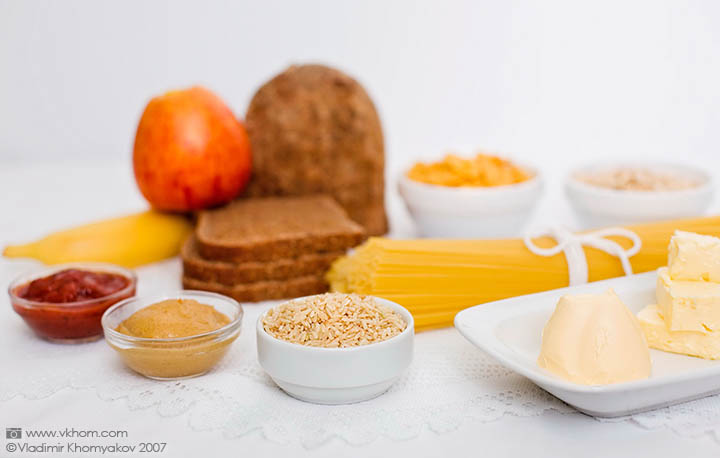 рис, вермі�?ель, масло, маргарин, хліб, яблуко, банан...