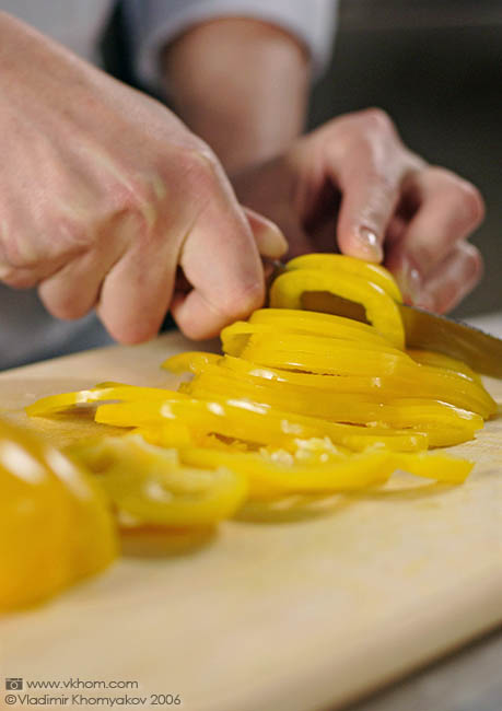 Солодкий перець нарізаний