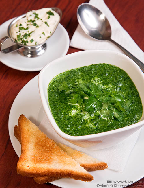 Зелений суп з �?пинатом