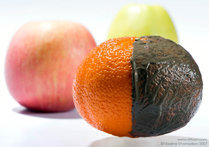 Антіцелюлітна грязь та фрукти