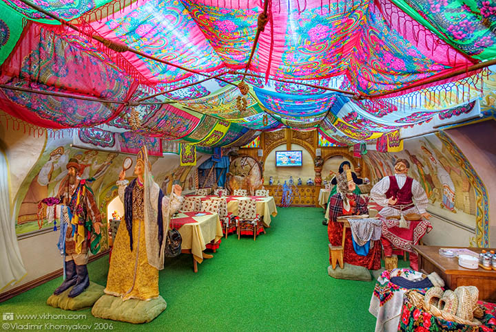 Ресторан в етностилі, Київ