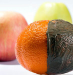 Антіцелюлітна грязь та фрукти